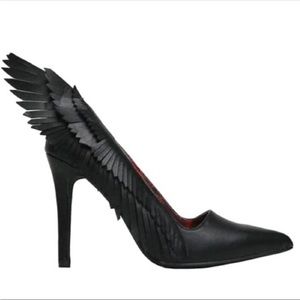 YRU Wing Heels